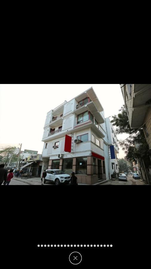 Airport Hotel Ambrosia Neu-Delhi Exterior foto