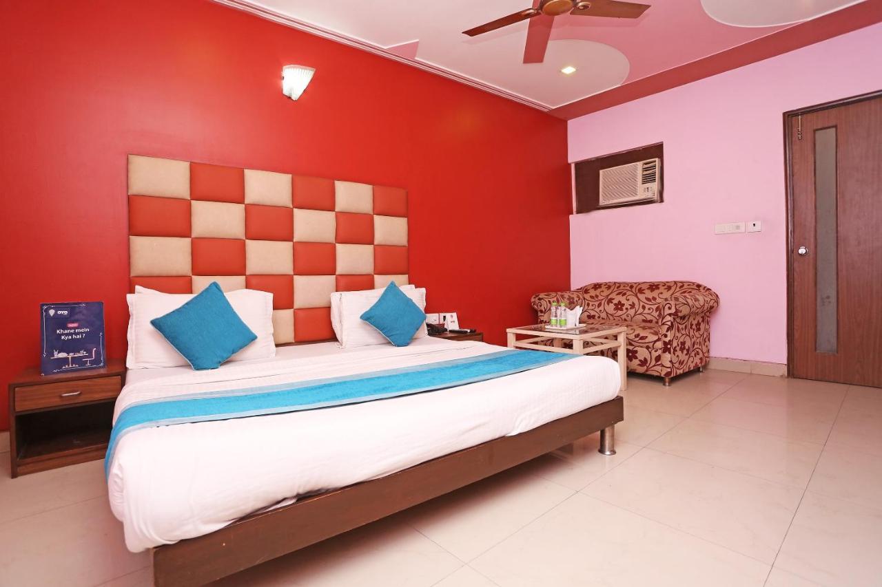 Airport Hotel Ambrosia Neu-Delhi Exterior foto