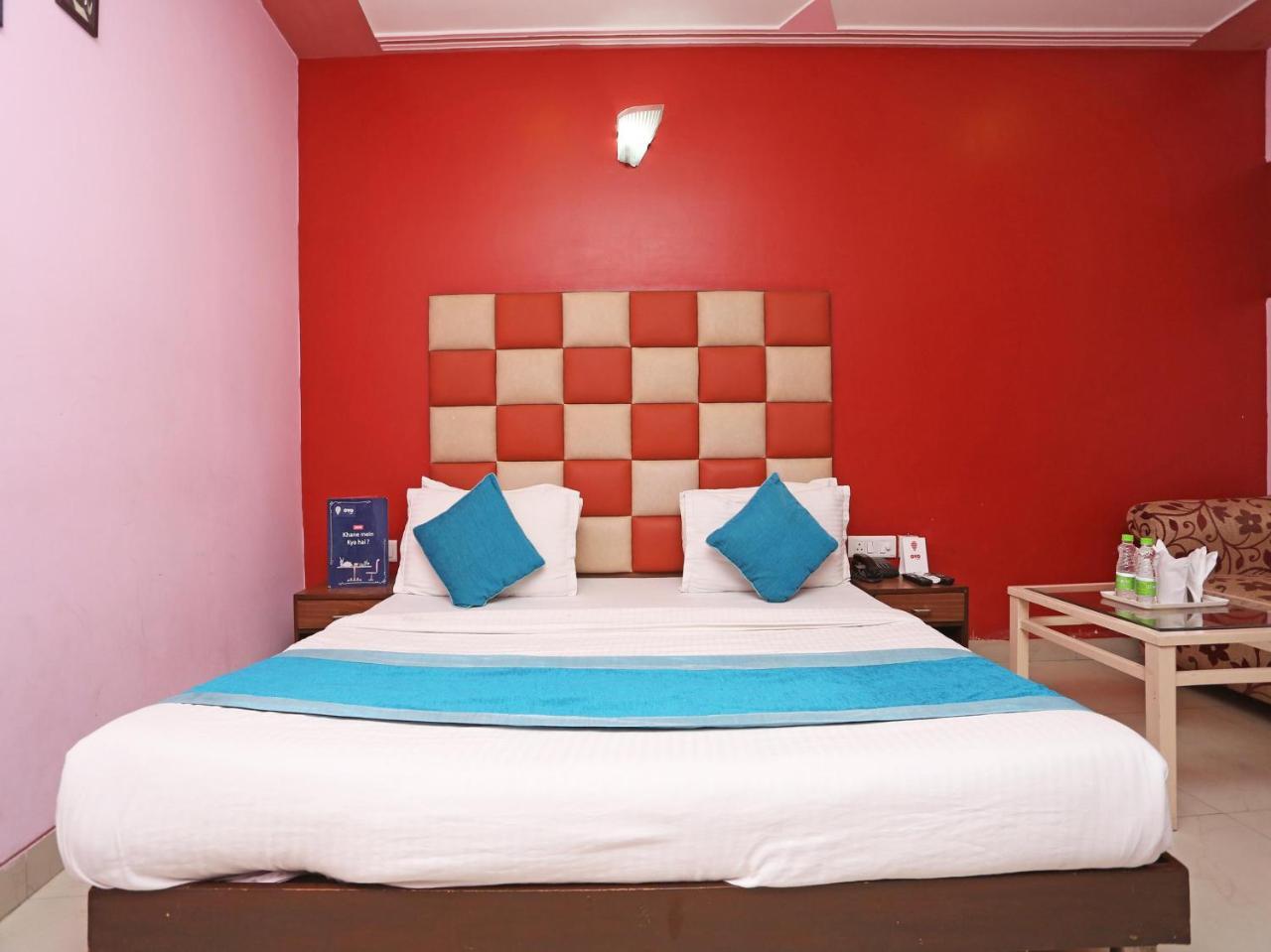 Airport Hotel Ambrosia Neu-Delhi Exterior foto