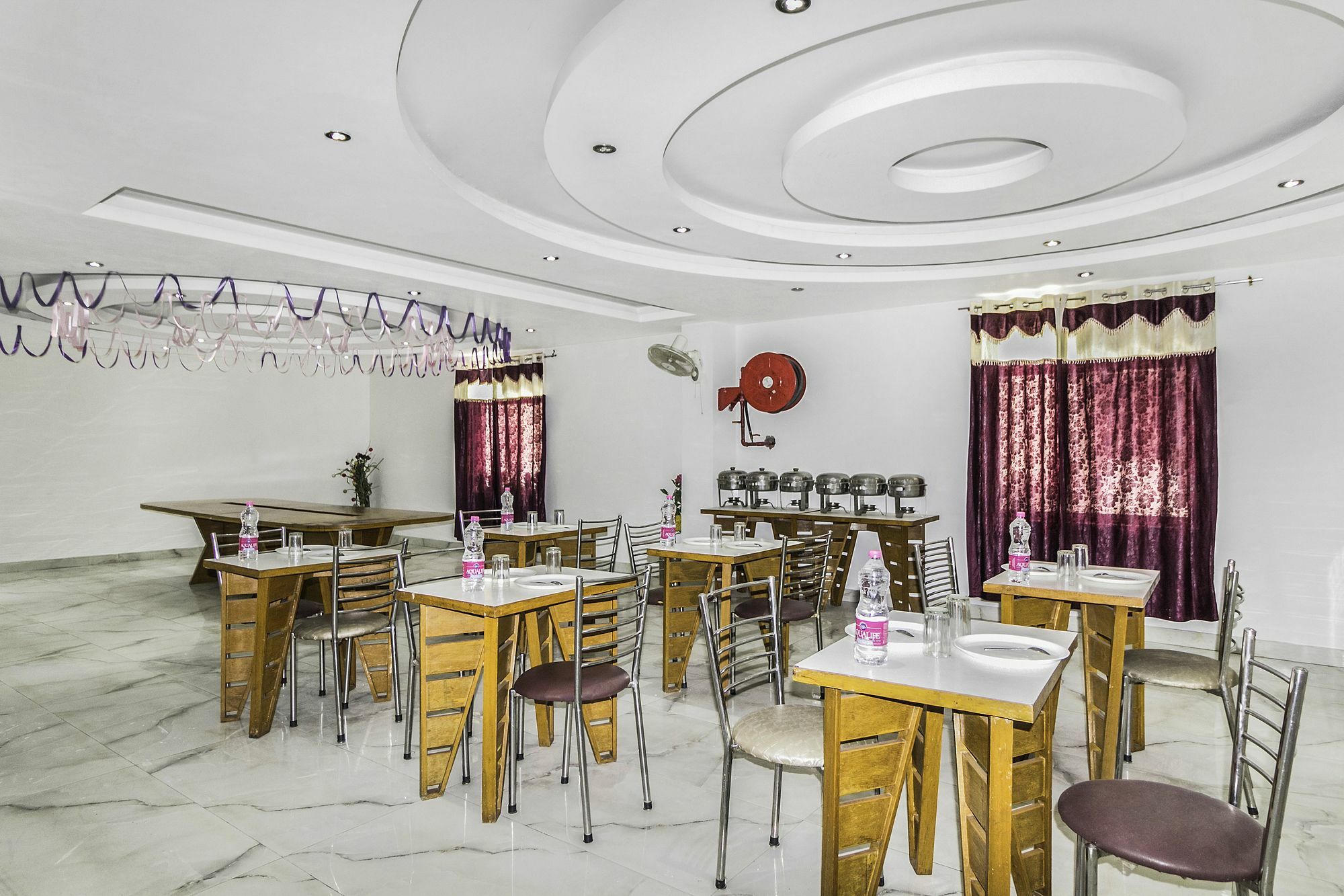 Airport Hotel Ambrosia Neu-Delhi Exterior foto